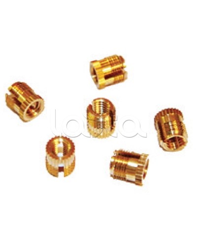 Втулка забивная с внутренней резьбой M6 (10 шт/уп) DKC 501007 в Тюмени Крепеж: Дюбели, шурупы, саморезы Pintop.ru