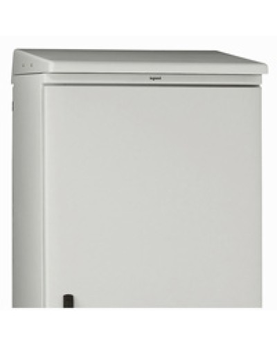 Цоколь Legrand 036296 в Тюмени Цоколи для шкафов и стоек Pintop.ru