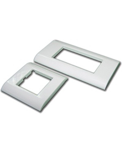 Накладка пластиковая TWT-FR45x90 в Тюмени Аксессуары для стоек и шкафов Pintop.ru