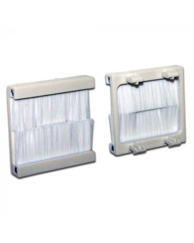 Вставка с белым щеточным вводом, 45х45 LANMASTER (LAN-SIP-23BR-WH) в Тюмени Коннекторы ВО Pintop.ru